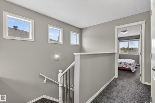 9515 221 Street, Edmonton, AB 