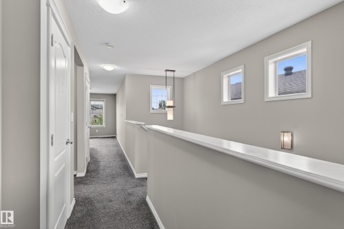 9515 221 Street, Edmonton, AB 