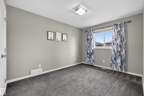 9515 221 Street, Edmonton, AB 