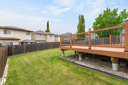 9515 221 Street, Edmonton, AB 