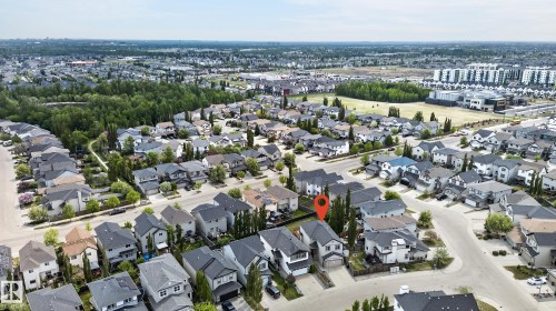9515 221 Street, Edmonton, AB 