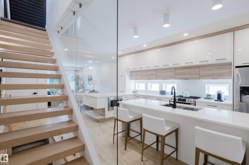 10833 140 Street, Edmonton, AB 