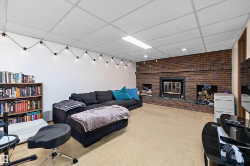 52 Alexander Drive, Leduc, AB 
