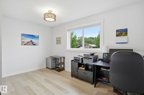 4502 53 Avenue, Leduc, AB 