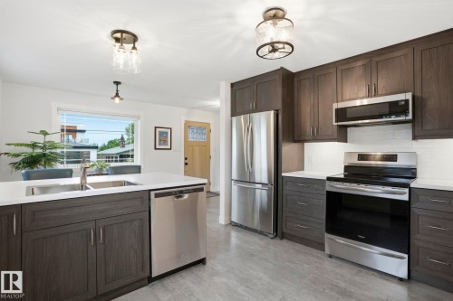 4502 53 Avenue, Leduc, AB 