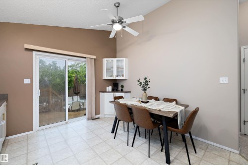 9210 163 Avenue, Edmonton, AB 
