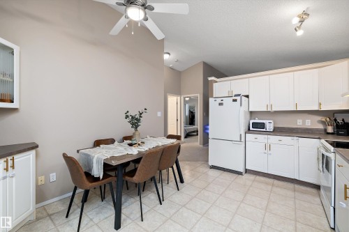 9210 163 Avenue, Edmonton, AB 