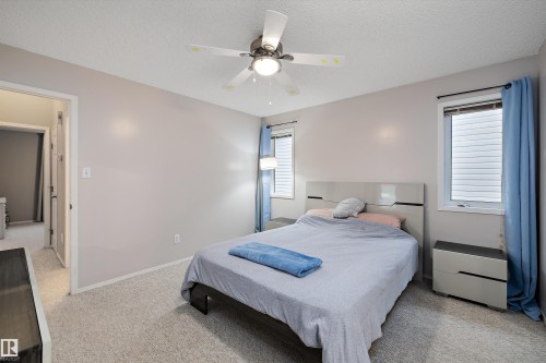 9210 163 Avenue, Edmonton, AB 