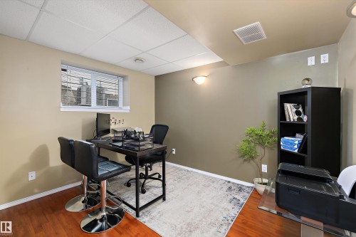 9210 163 Avenue, Edmonton, AB 