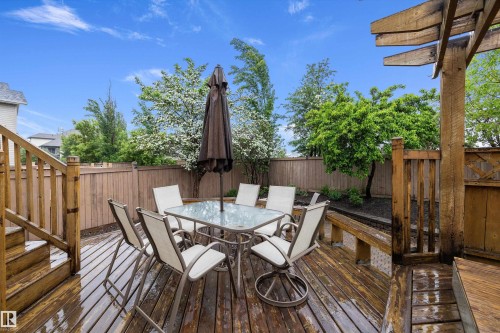 9210 163 Avenue, Edmonton, AB 