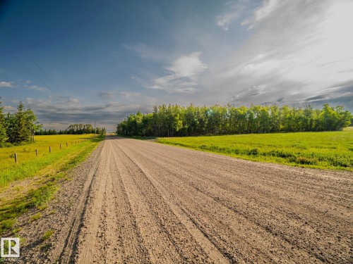 Nw 14-47-24-4, Rural Wetaskiwin County, AB 