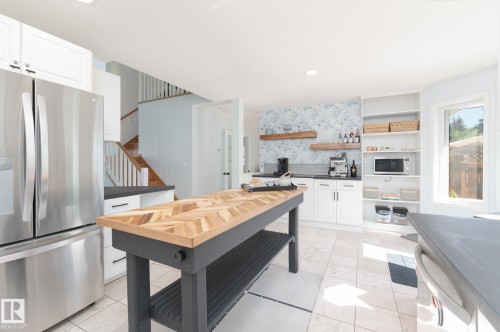 41 Deer Park Way, Spruce Grove, AB 