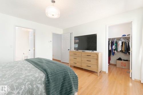 41 Deer Park Way, Spruce Grove, AB 