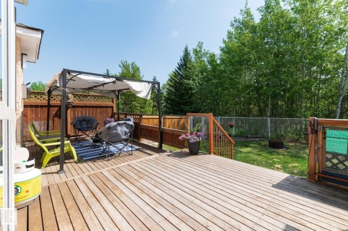 41 Deer Park Way, Spruce Grove, AB 