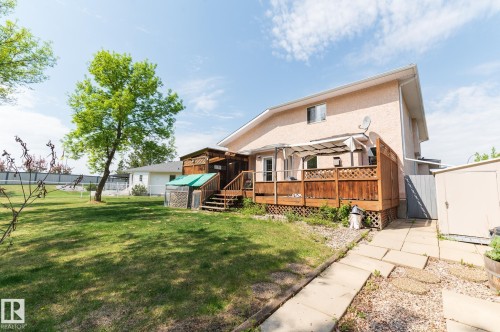 41 Deer Park Way, Spruce Grove, AB 