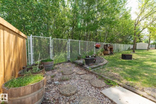 41 Deer Park Way, Spruce Grove, AB 