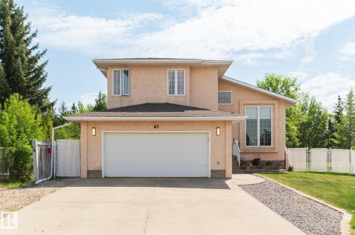41 Deer Park Way, Spruce Grove, AB 