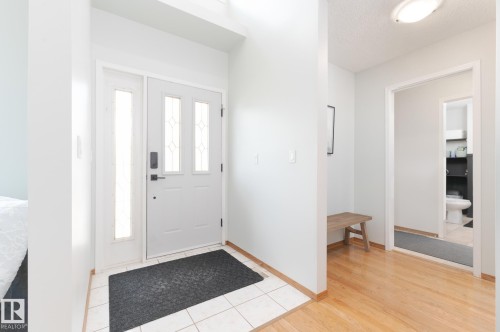 41 Deer Park Way, Spruce Grove, AB 