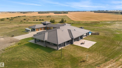 #B 25056 Twp Road 492, Rural Leduc County, AB 