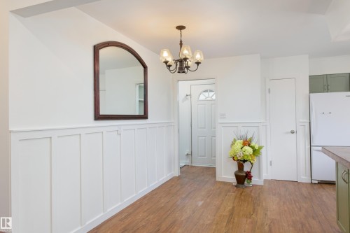 4615 54 Avenue, Barrhead, AB - Indoor Photo Showing Other Room