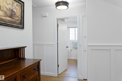 4615 54 Avenue, Barrhead, AB - Indoor Photo Showing Other Room