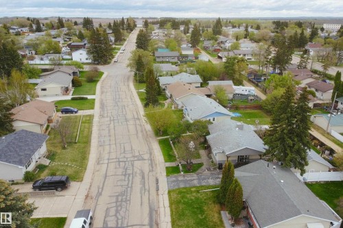 4615 54 Avenue, Barrhead, AB - Outdoor With View