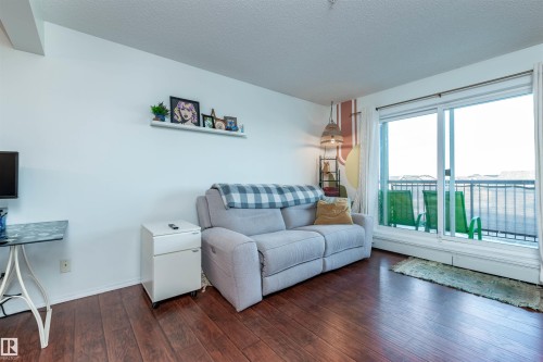 303 5951 165 Avenue, Edmonton, AB 