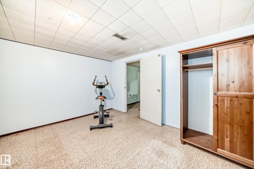 Image quality insufficient for description - 8006 159 Street, Edmonton, AB 