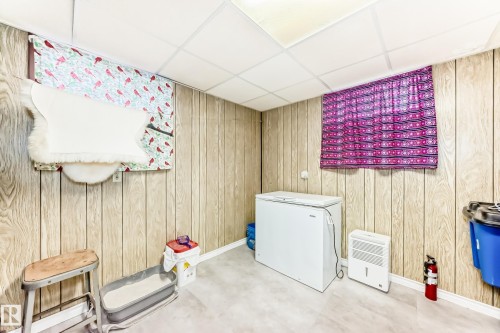 Image quality insufficient for description - 8006 159 Street, Edmonton, AB 