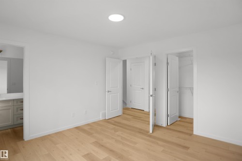 1312 9 Street Nw, Edmonton, AB - Indoor Photo Showing Other Room