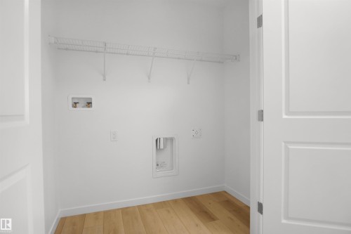 1312 9 Street Nw, Edmonton, AB - Indoor With Storage