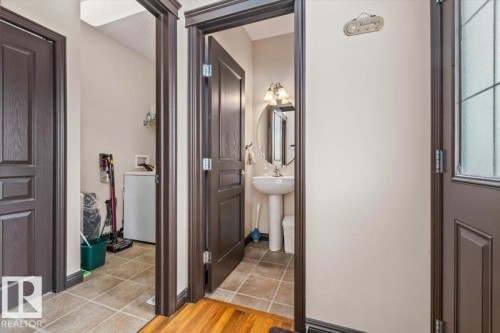 5015 Thibault Way, Edmonton, AB 