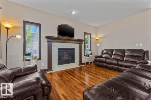 5015 Thibault Way, Edmonton, AB 