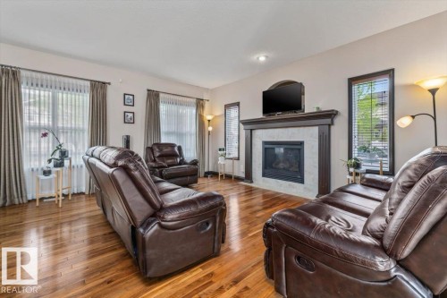 5015 Thibault Way, Edmonton, AB 