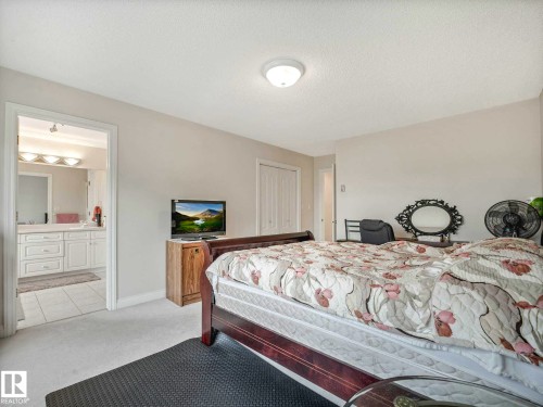 11568 15 Avenue, Edmonton, AB 