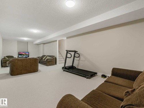 11568 15 Avenue, Edmonton, AB 