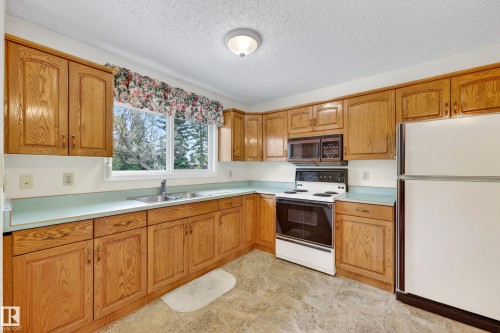 11903 138 Avenue, Edmonton, AB 