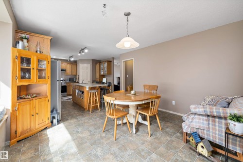 18 Harmony Crescent, Stony Plain, AB - Indoor Photo Showing Dining Room