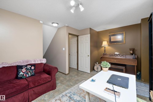 18 Harmony Crescent, Stony Plain, AB - Indoor