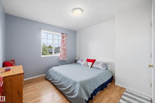 18 Harmony Crescent, Stony Plain, AB - Indoor Photo Showing Bedroom