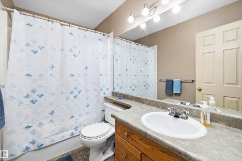 18 Harmony Crescent, Stony Plain, AB - Indoor Photo Showing Bathroom