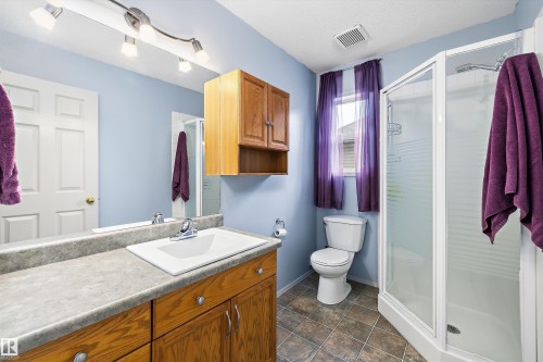 18 Harmony Crescent, Stony Plain, AB - Indoor Photo Showing Bathroom