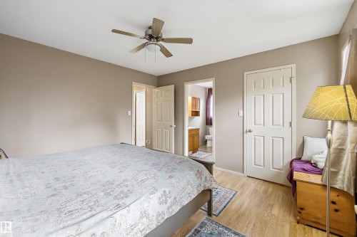 18 Harmony Crescent, Stony Plain, AB - Indoor Photo Showing Bedroom