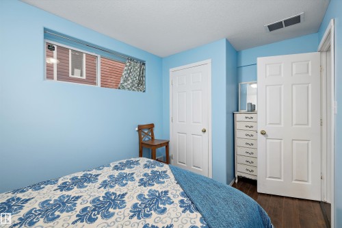 18 Harmony Crescent, Stony Plain, AB - Indoor Photo Showing Bedroom
