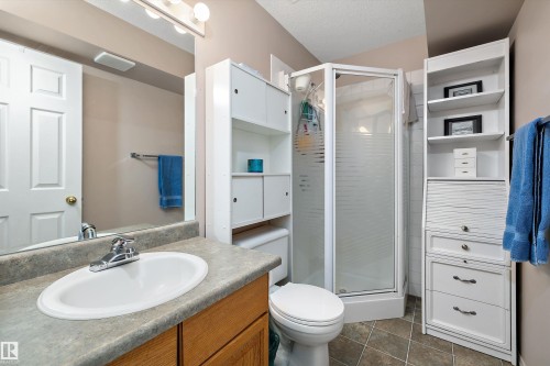 18 Harmony Crescent, Stony Plain, AB - Indoor Photo Showing Bathroom