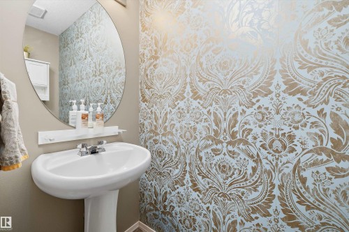 18 Harmony Crescent, Stony Plain, AB - Indoor Photo Showing Bathroom
