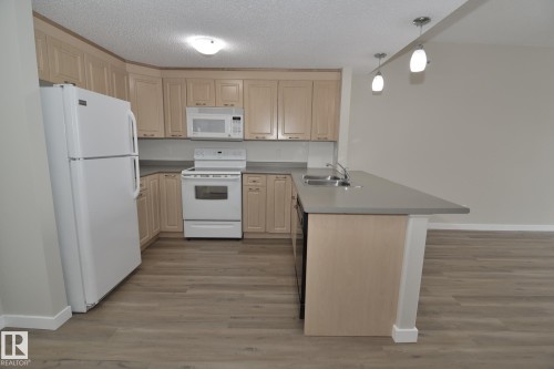 203 6220 134 Avenue, Edmonton, AB 