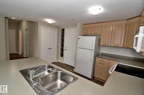 203 6220 134 Avenue, Edmonton, AB 