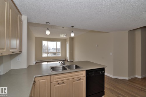 203 6220 134 Avenue, Edmonton, AB 