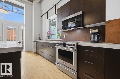 104 10330 104 Street, Edmonton, AB 